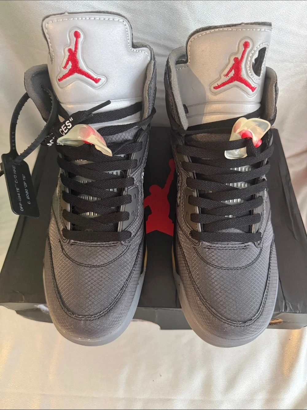 New! Off-White x Air Jordan 5 Retro SP 'Muslin' sneakers